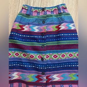 Colorful striped maxi skirt for women size 00 pre-owned